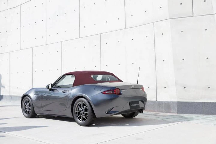 Mazda MX-5 2018: prezzi da 27.850 euro