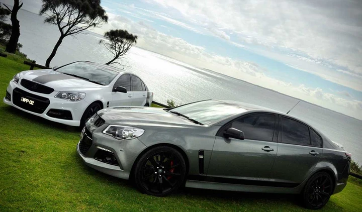 Holden VF Commodore SS-V e HSV Gen-F by Walkinshaw
