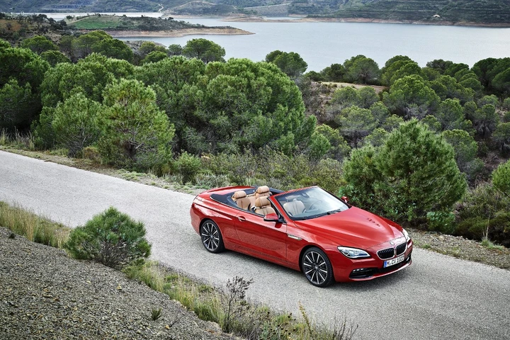 Nuova Bmw Serie 6 Cabrio: immagini ufficiali