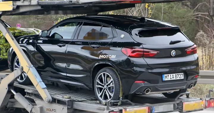 Nuova Bmw X2: foto spia del restyling