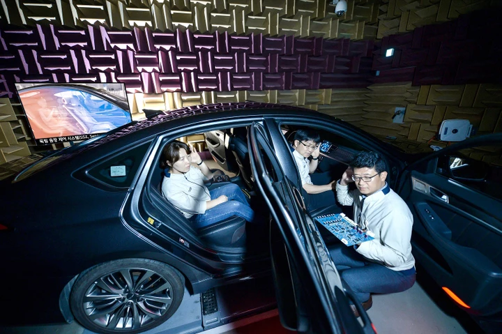 Hyundai presenta la tecnologia Separated Sound Zone