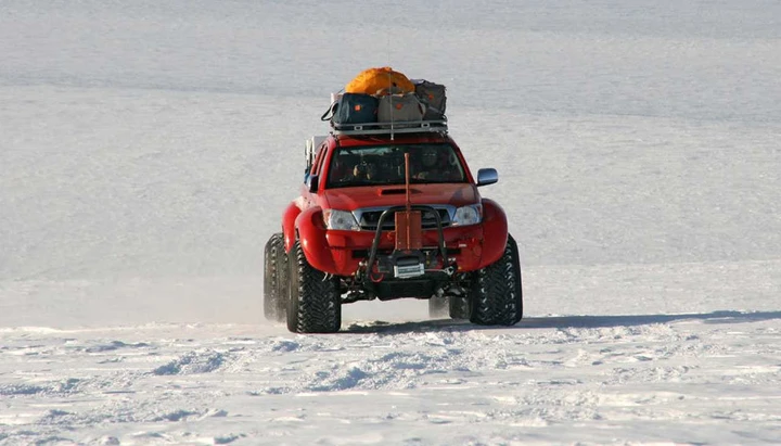 Toyota Hilux alla conquista del Polo Sud