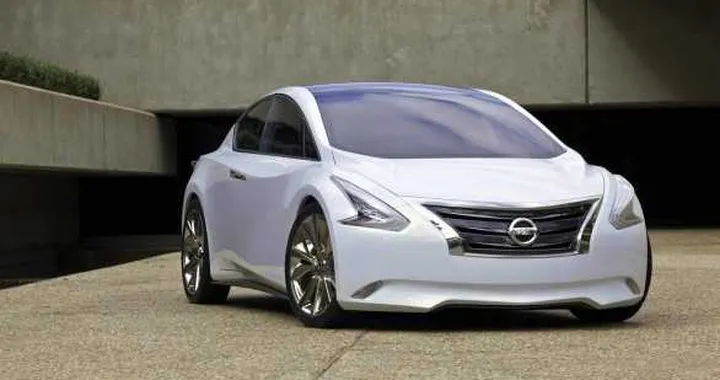 Nissan Ellure al Salone di Los Angeles