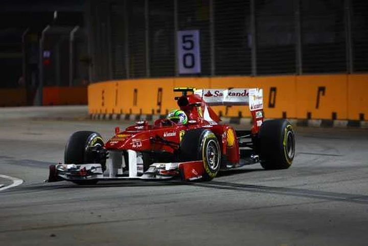 F1, Singapore: Hamilton danneggiato dalla Ferrari?