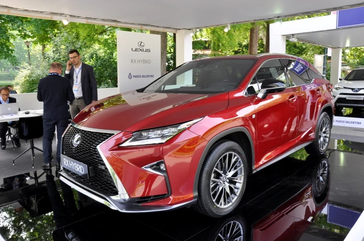 Lexus al Salone di Torino Parco Valentino 2016