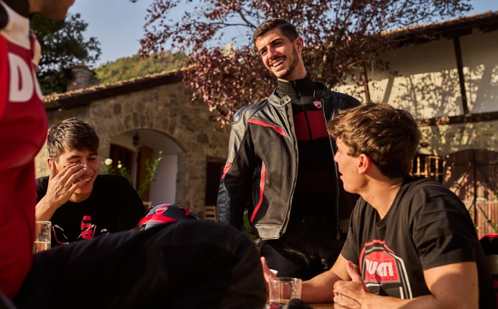 Abbigliamento moto, la proposta di Ducati per il 2023