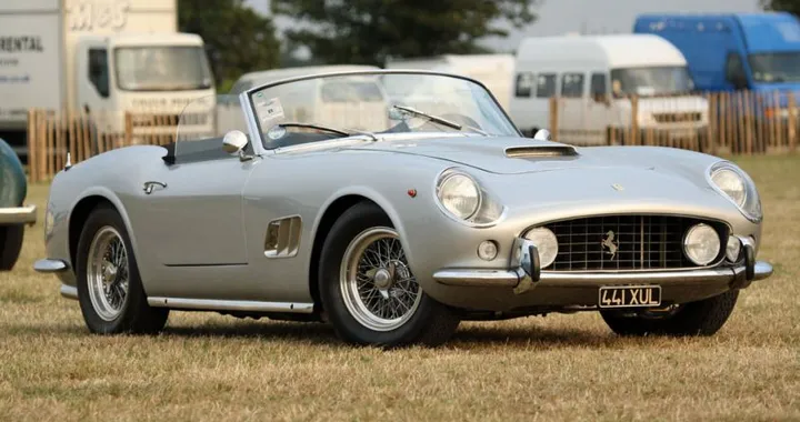 Ferrari 250GT California Spider all'asta