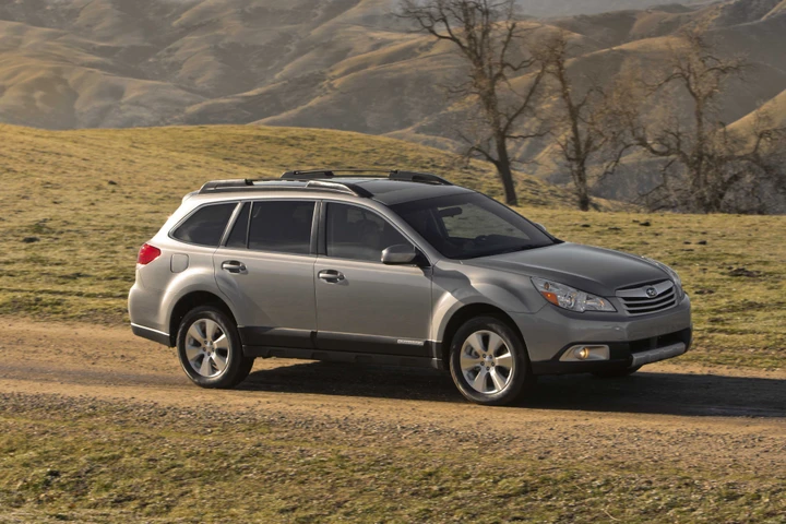 Subaru: arrivano le nuove generazioni Outback e Legacy