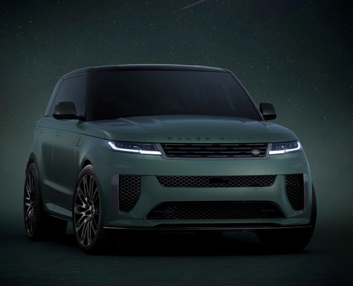 Range Rover: riapre la 