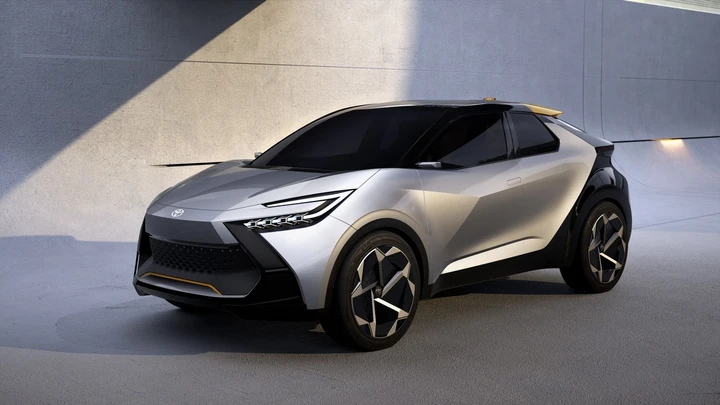 Toyota CH-R Prologue: le immagini ufficiali
