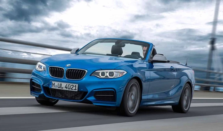 Bmw Serie 2 Cabrio e 235 M Cabrio: pronte per Parigi