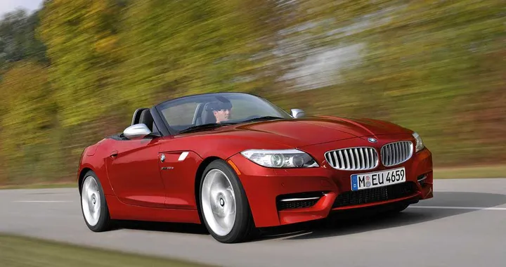 BMW Z4: un nuovo quattro cilindri entro il 2011