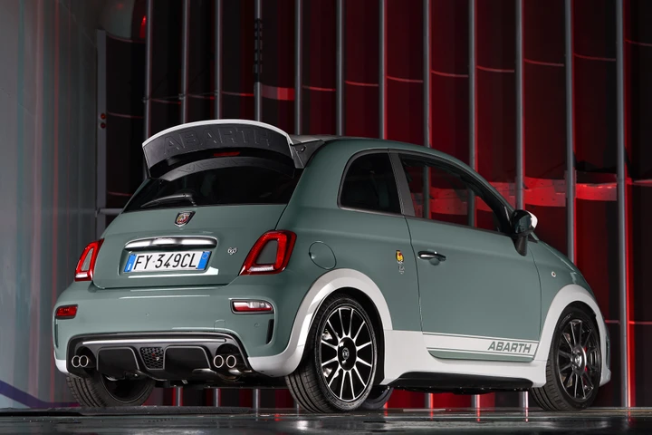 Marmitta Abarth: flash mob virtuale per celebrare i 70 anni dell'iconico accessorio