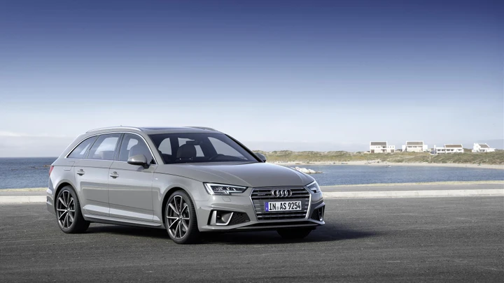 Audi A4 2019: dotazione più ricca e nuovo 2.0 litri TFSI mild-hybrid