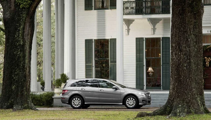 La MPV Mercedes Classe R MY 2010