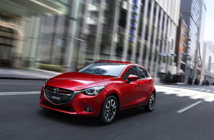 Nuova Mazda2: il debutto nel 2015