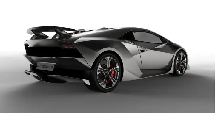 Lamborghini: un modello per i 100 anni di Ferruccio
