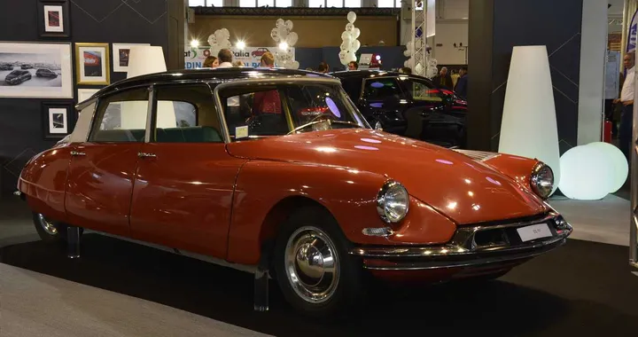 DS: tradizione e hi-tech ad Auto e Moto d'Epoca 2016