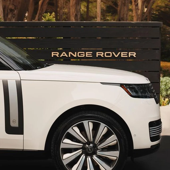 Range Rover SV Carmel Edition 2024