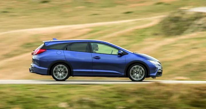 Honda Civic Tourer, primo contatto