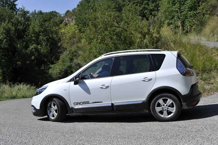Renault Scenic X-Mod Cross: prova su strada