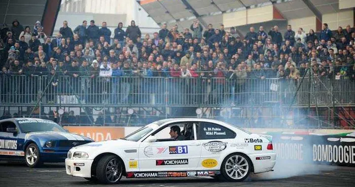 Il Motor Show scende in pista con Abarth, Seat e drifting