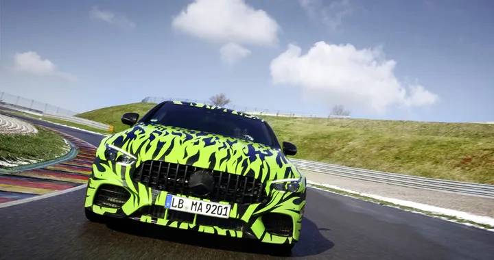 Mercedes-AMG GT: nuovi dettagli sulla superberlina attesa a Ginevra