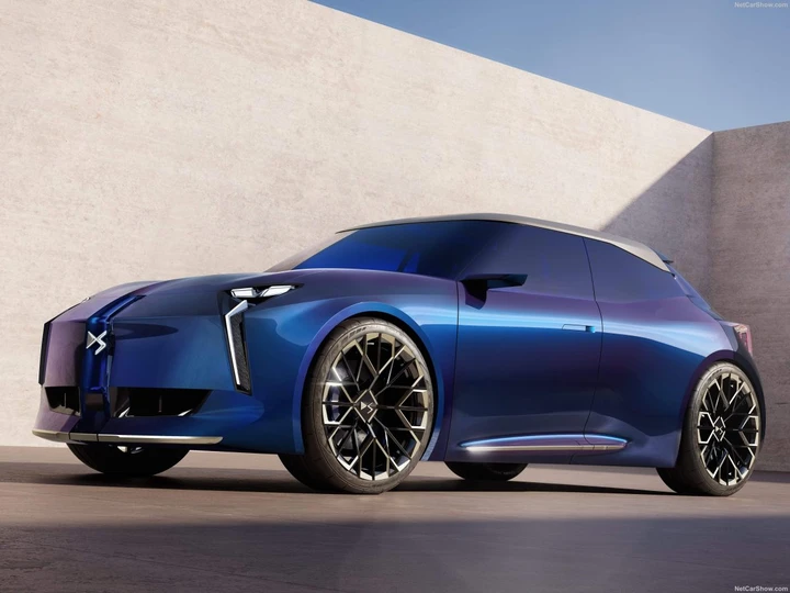DS F3VER Concept: la nuova elettrica compatta guarda al futuro