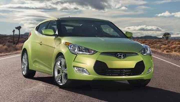 Hyundai Veloster: la coupé con 3 porte (asimmetriche)