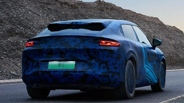 BYD Song L prototipo