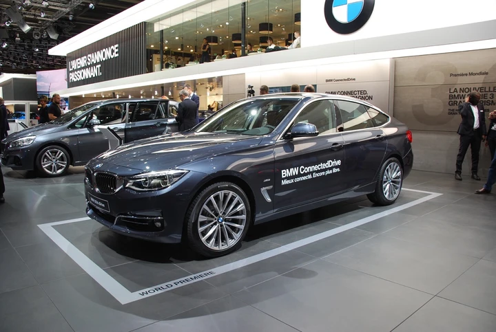BMW Serie 3 GT al Salone di Parigi 2016