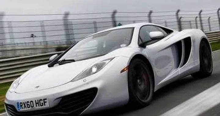 McLaren MP4-12C: al Nurburgring in 7'28