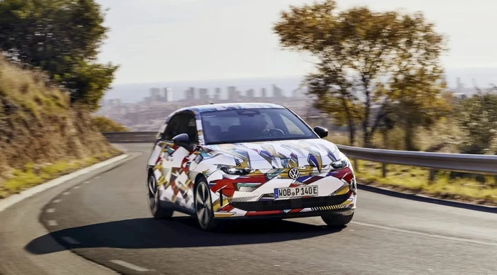 Volkswagen punta sull’elettrico: addio alle compatte a benzina