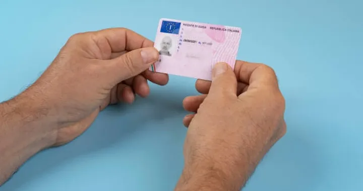 La UE vuole adottare la patente di guida digitale
