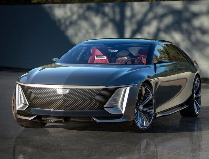 Cadillac Celestiq: un futuro che guarda al passato