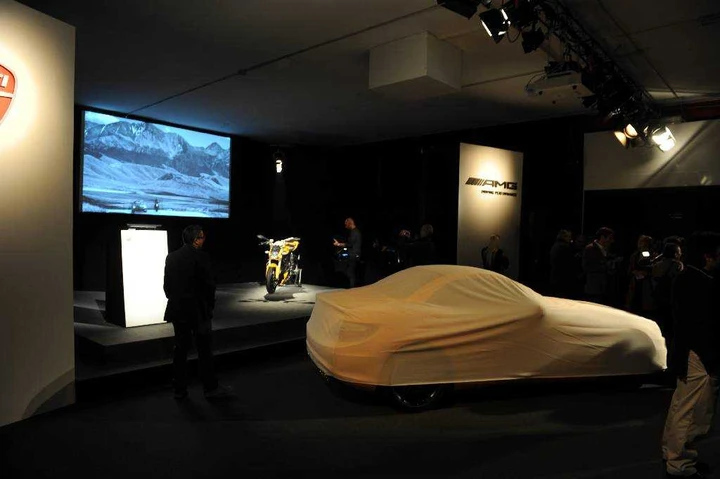 AMG-Ducati, la partnership continua a Bologna