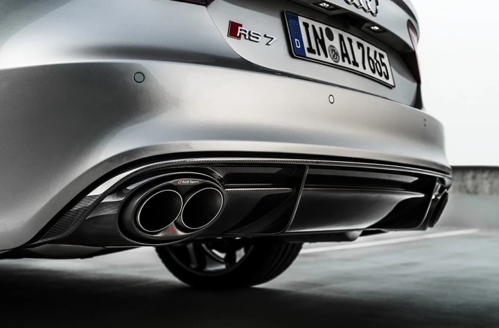 Audi RS6 Avant ed RS7 Sportback: il nuovo impianto di scarico Akrapovic