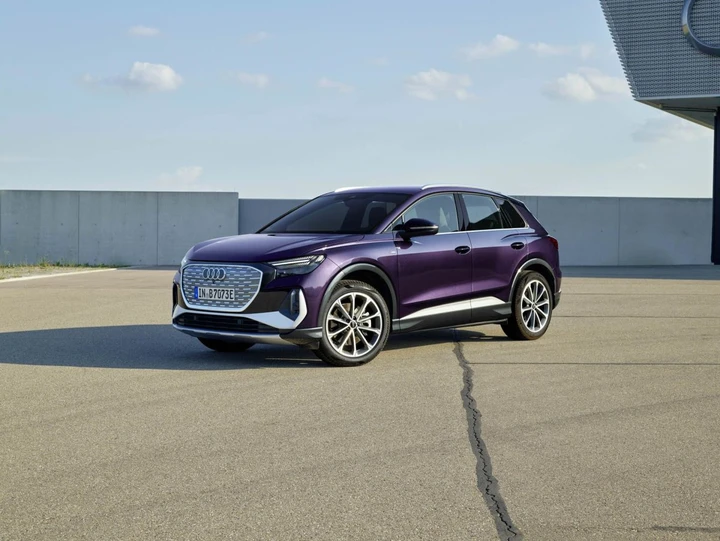 Audi Q4 e-tron 2025: tutte le novità del restyling