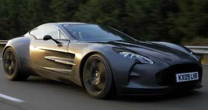 L'Aston Martin da record (354 all'ora) è la One-77