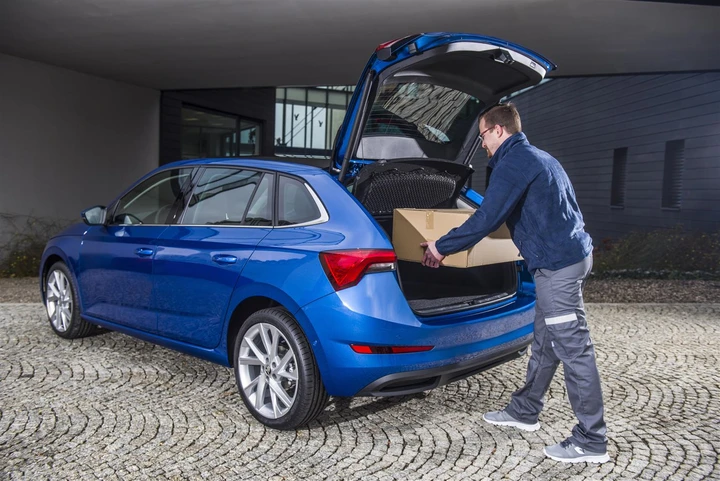 Skoda: l'auto diventa un punto di consegna per pacchi