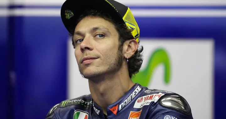Valentino Rossi, un'alleanza tricolore per farlo passare?