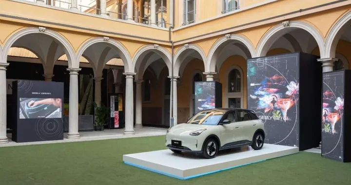 Geely E2 debutta a Milano: nuova city car elettrica al Design Week