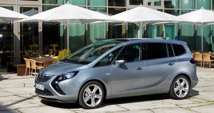 Opel Zafira Tourer 1.6 CDTI: debutta la versione da 120 cavalli