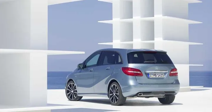 Mercedes Classe B: allo studio la versione 7 posti