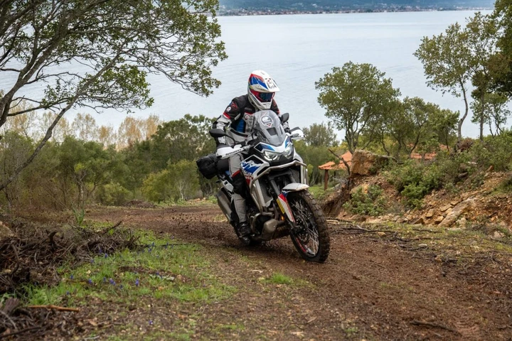 Honda Adventure Roads 2025: Roma-Istanbul su due ruote