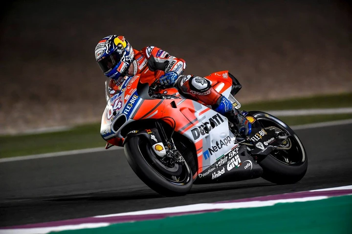 MotoGP 2018: in Qatar vince Dovizioso. Marquez e Rossi sul podio