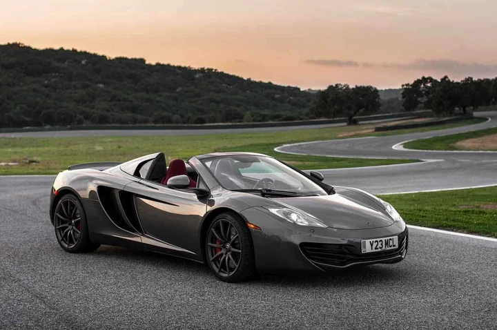 McLaren MP4-12C Spider: nuove foto ufficiali