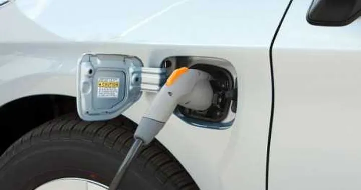 Incentivi auto elettriche 2013: stanziati 420 milioni