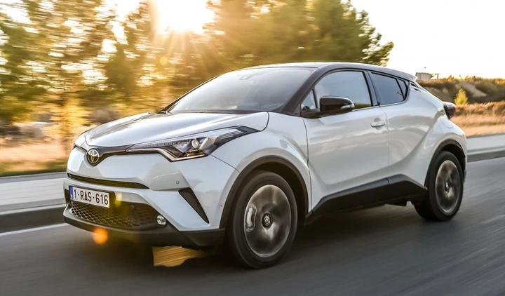 Toyota C-HR: cambio manuale per la versione 1.2 benzina Active
