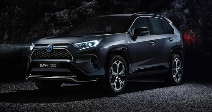 Toyota Rav4 Hybrid Plug-in al Salone di Los Angeles 2019